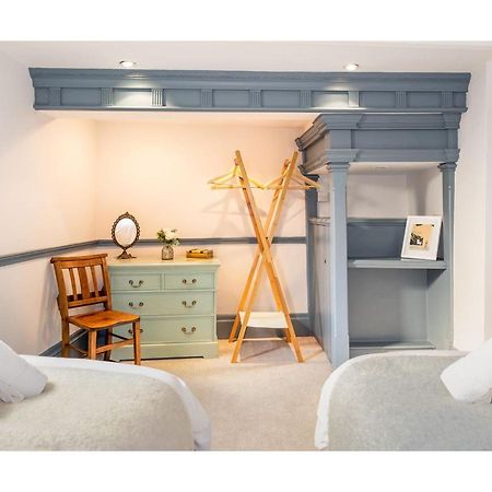 Wyatt House Apartment Bath Bagian luar foto